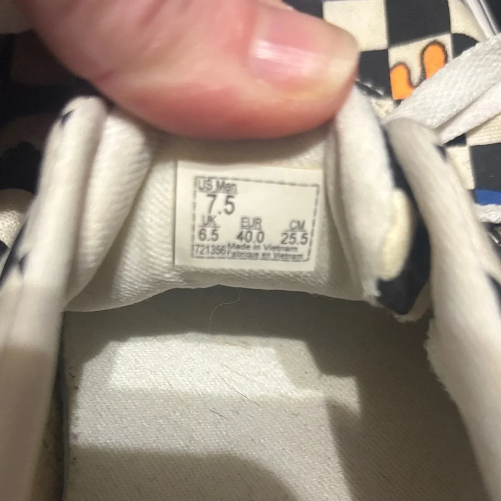 Vans Checkered Sneakers with Multicolor Accents Women’s size 7.5 - Picture 6 of 8